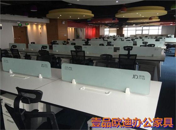 時(shí)尚簡(jiǎn)約工作位4_副本