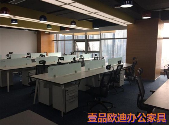 時(shí)尚簡(jiǎn)約工作位6_副本