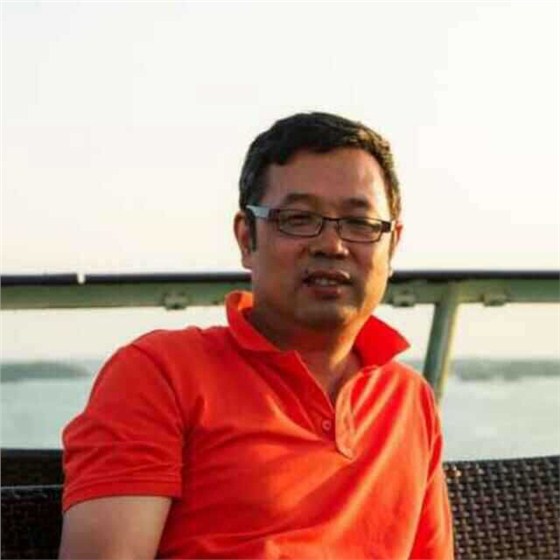 壹品歐迪辦公家具董事長(zhǎng)張曉帆