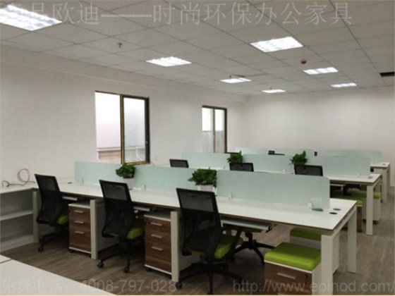 鋼木辦公家具有什么優(yōu)點(diǎn)？成都辦公家具廠家壹品歐迪分享