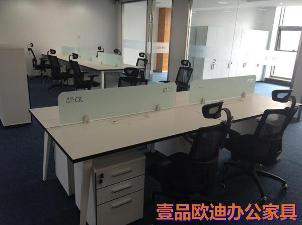 時(shí)尚簡(jiǎn)約工作位2_副本
