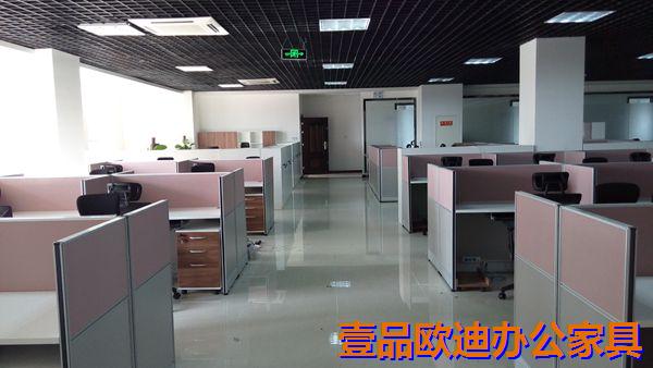 有哪些因素影響辦公屏風(fēng)工位的價格呢？