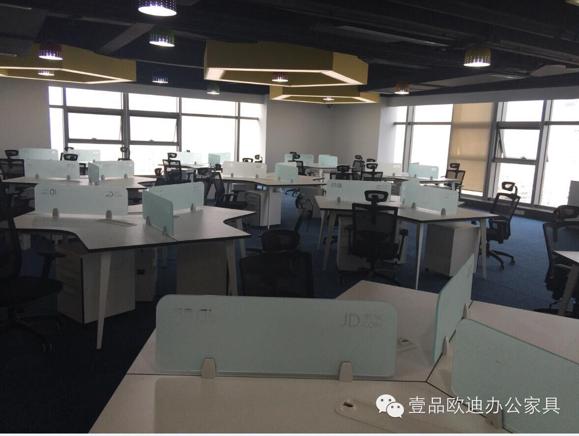 這樣的辦公環(huán)境就算加班都興奮！-壹品歐迪工程案例