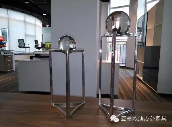 如何為辦公室挑選飾品擺件？
