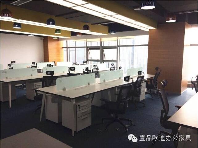 【央視新聞客戶端】京東JD讓老百姓放心網(wǎng)購，壹品歐迪讓京東JD綠色辦公