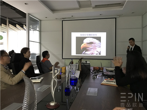 在學(xué)習(xí)中成長(zhǎng)，在拼搏中騰飛-記壹品歐迪辦公家具2016十月員工大會(huì)