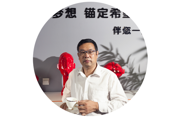 想要知道企業(yè)轉型秘訣，就來第八屆中國電子商務四川十大牛商路演大賽現(xiàn)場